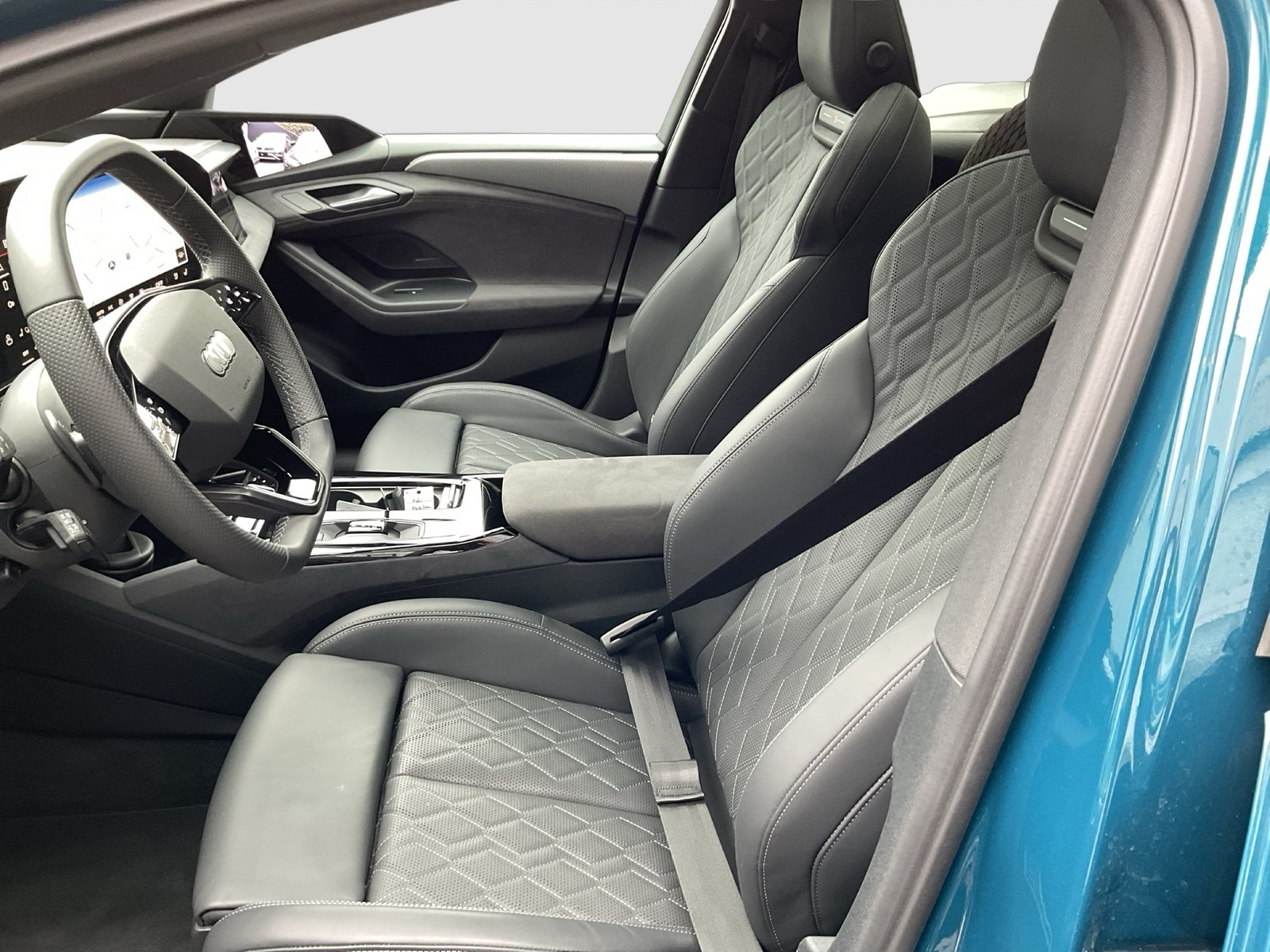 Audi A6 e-tron Avant quattro S LINE PANO B&O AHK LM21