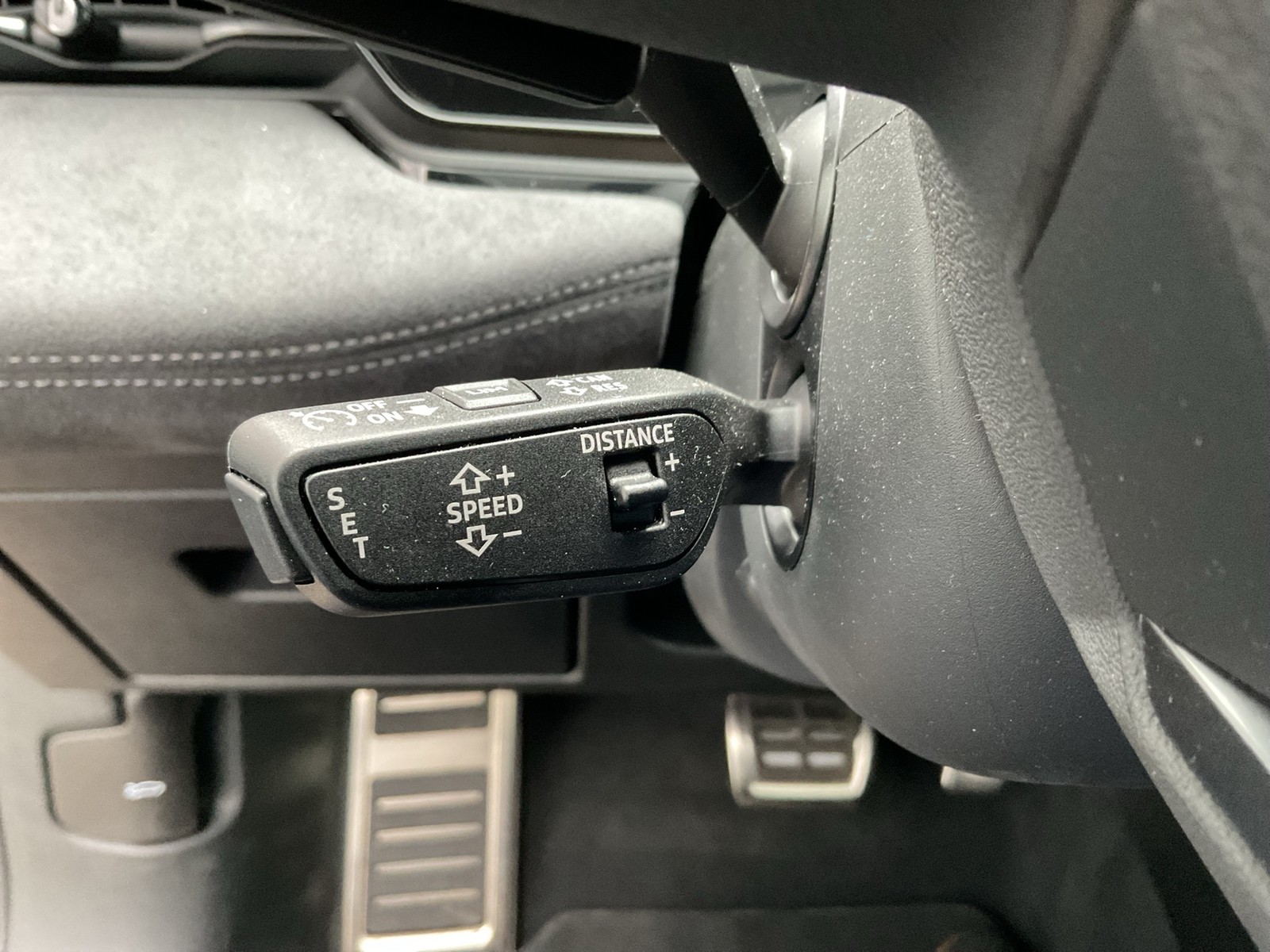Audi A6 e-tron Avant quattro S LINE PANO B&O AHK LM21