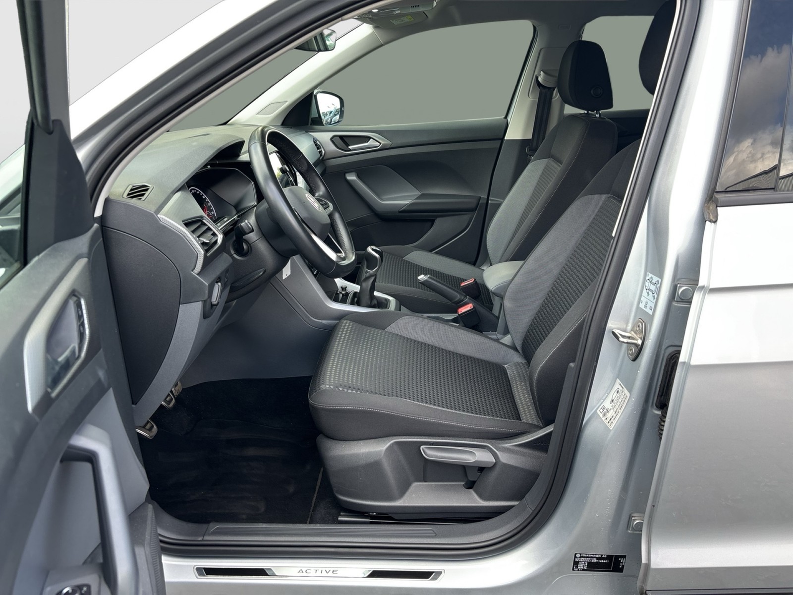 Volkswagen T-Cross 1.0 ACTIVE AHK ACC NAVI ALU CARPLAY