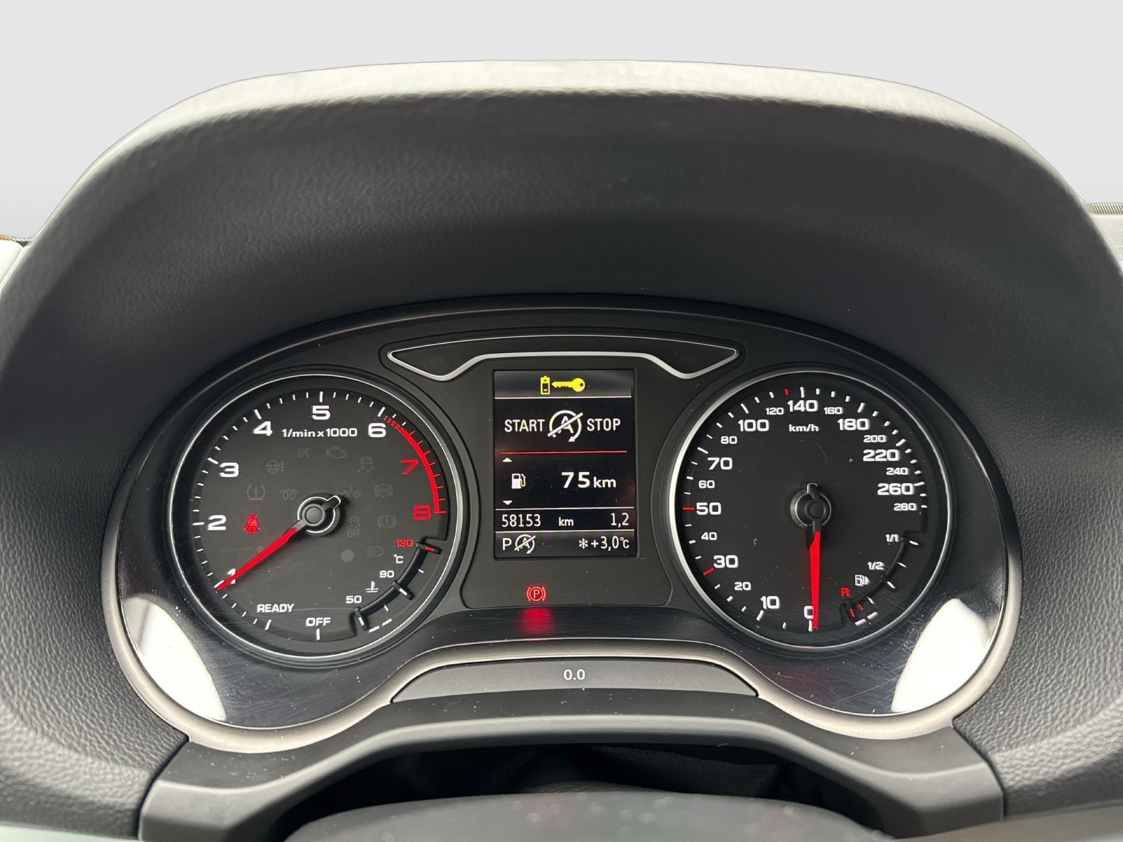 Audi Q2 35 S LINE AHK CAM ACC LM18 NAVI LED SITZHEIZUNG