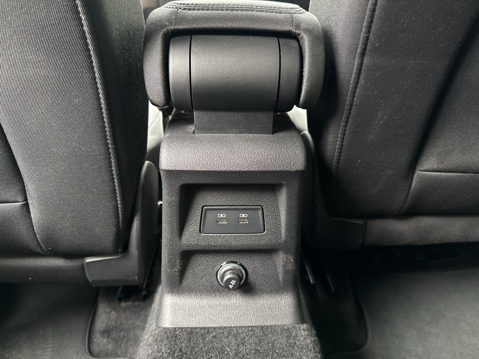 Audi Q2 35 S LINE AHK CAM ACC LM18 NAVI LED SITZHEIZUNG