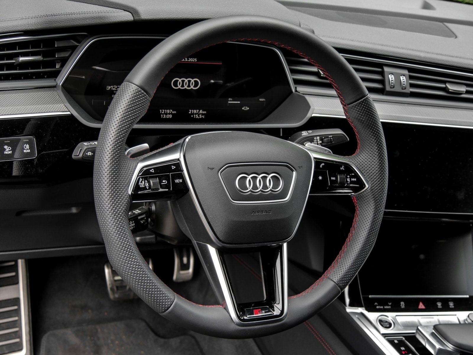Audi Q8 e-tron Sportback 55 quattro S LINE CARBON AHK