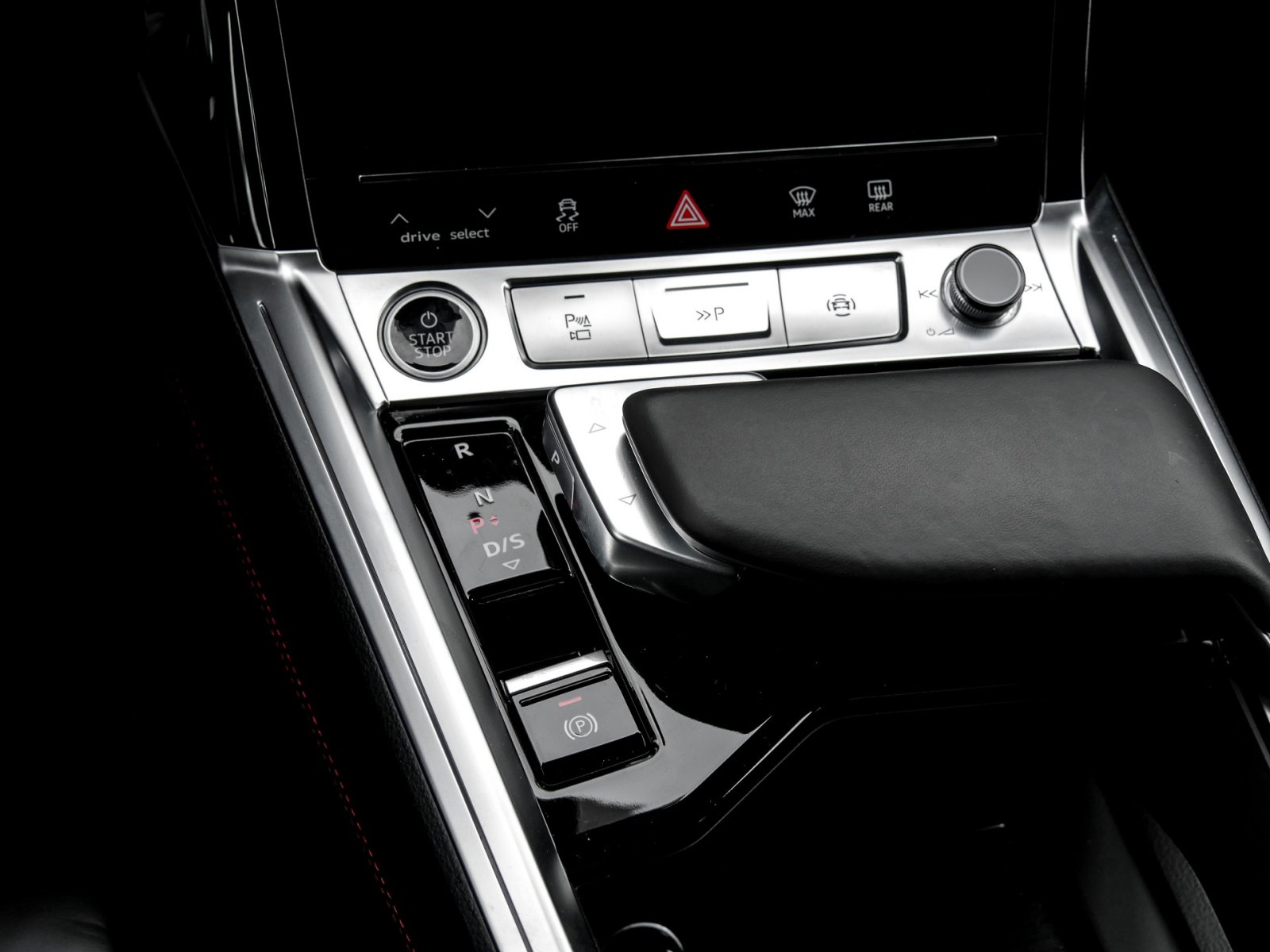 Audi Q8 e-tron Sportback 55 quattro S LINE CARBON AHK