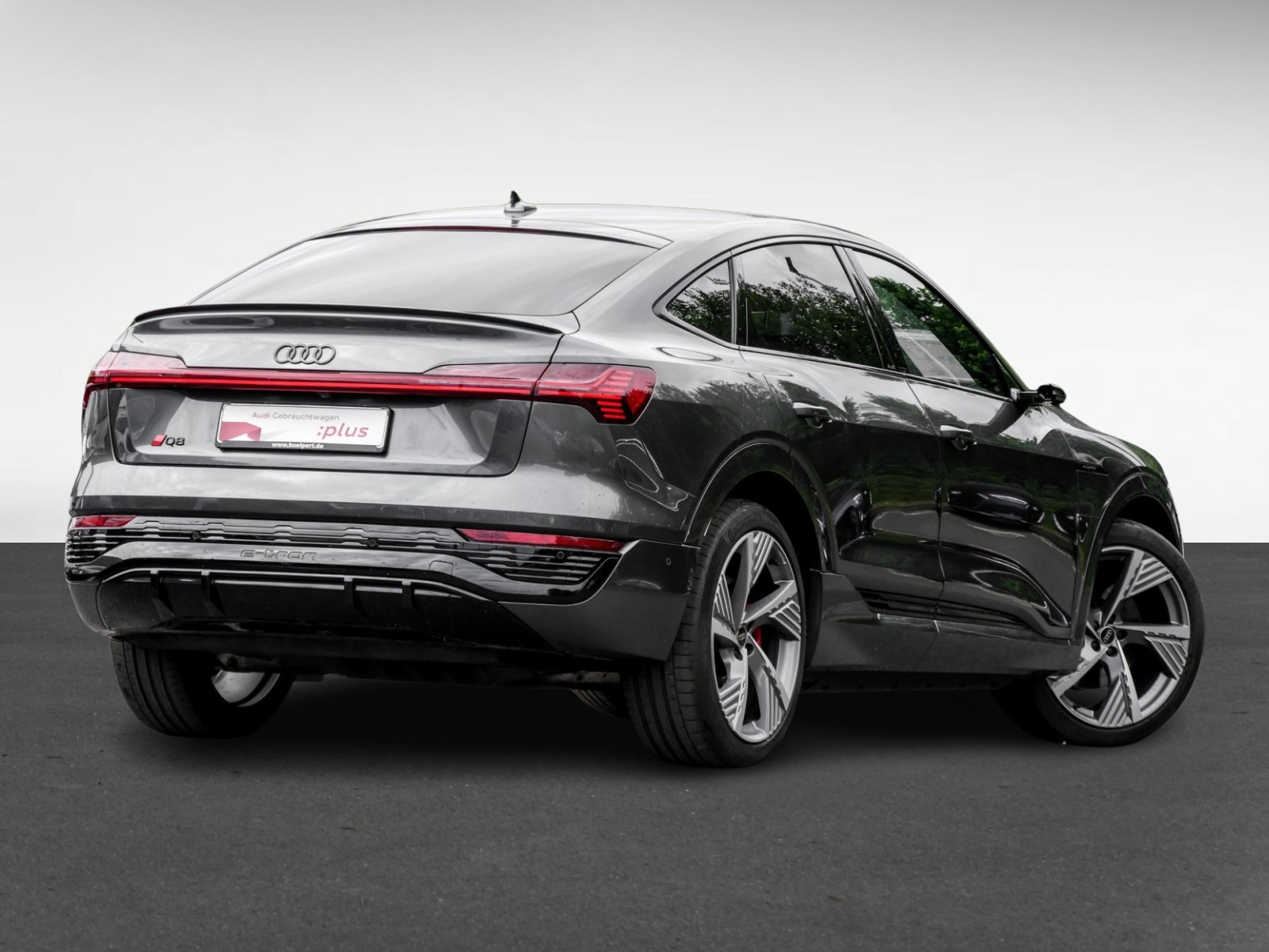 Audi Q8 e-tron Sportback 55 quattro S LINE CARBON AHK