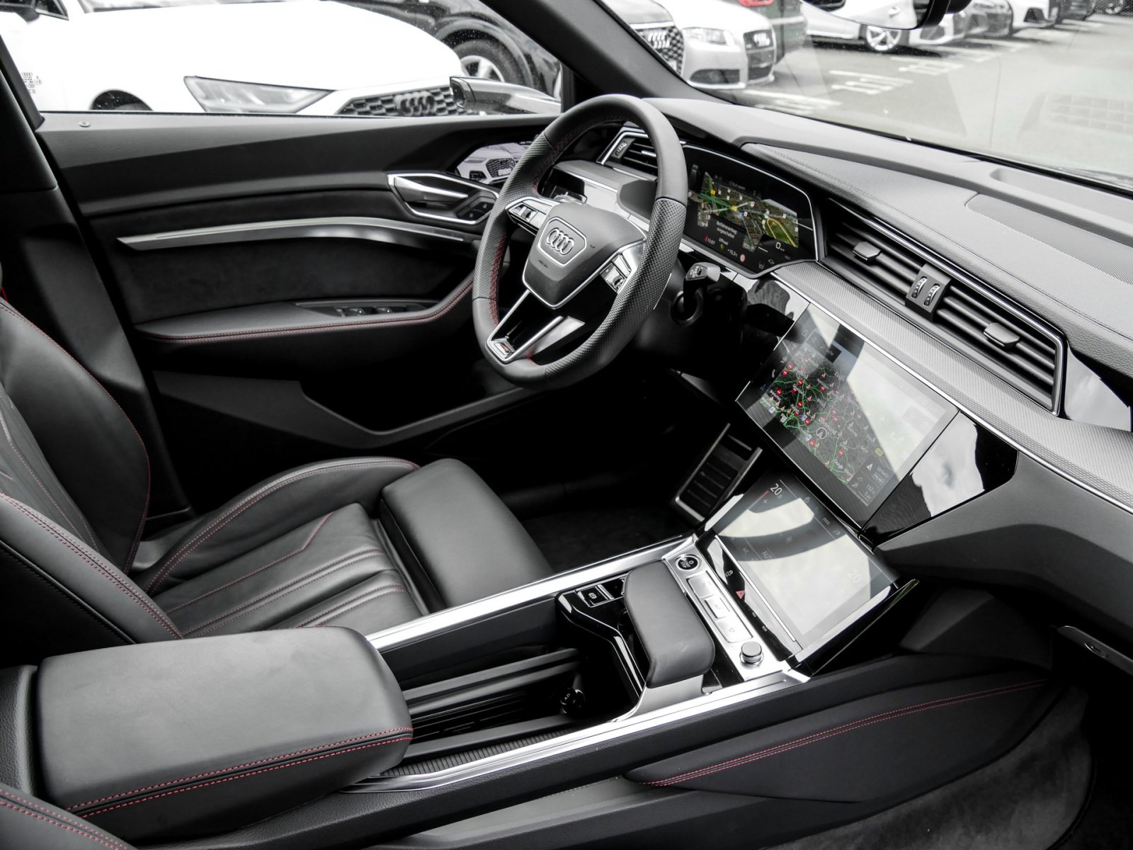 Audi Q8 e-tron Sportback 55 quattro S LINE CARBON AHK