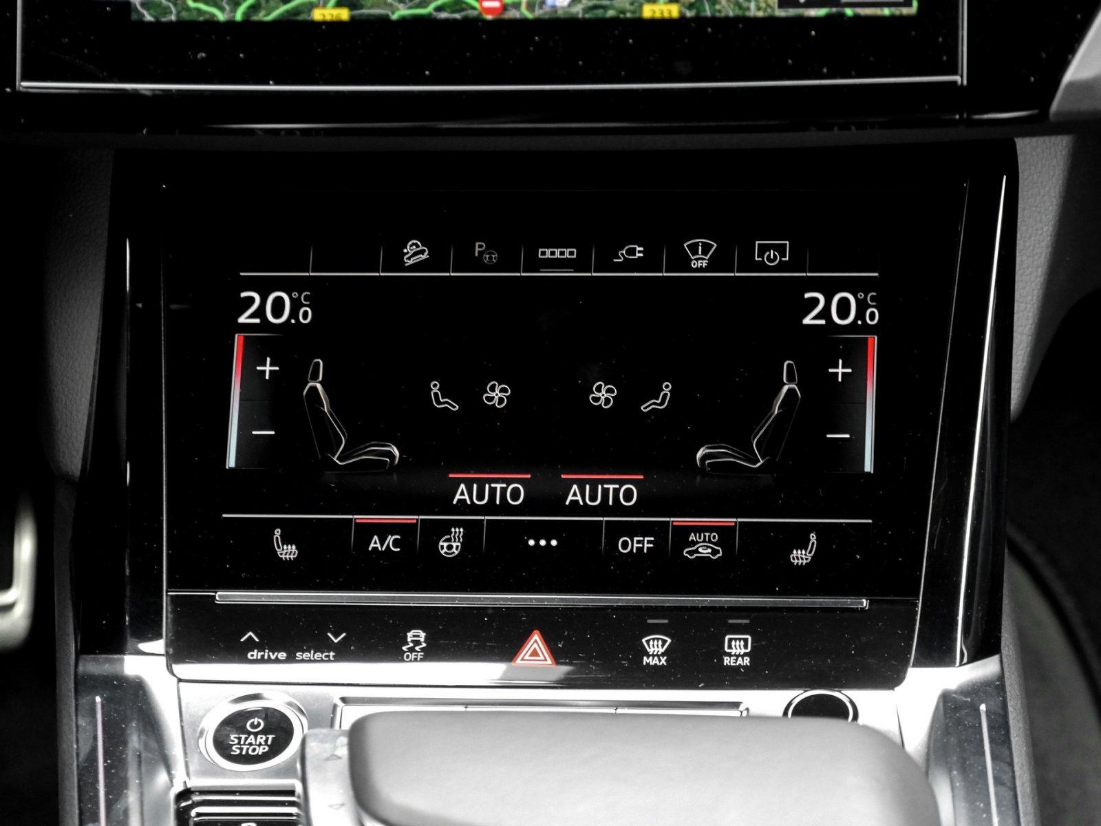 Audi Q8 e-tron Sportback 55 quattro S LINE CARBON AHK