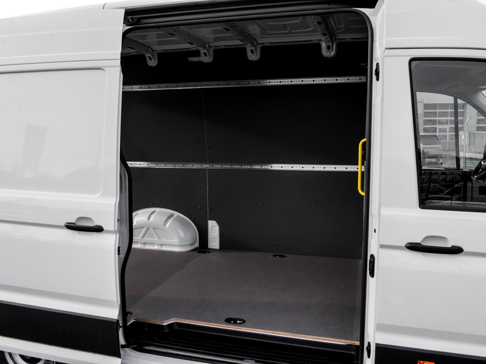 Volkswagen Crafter 35 HD MR CARPLAY CAM AHK-VORB.
