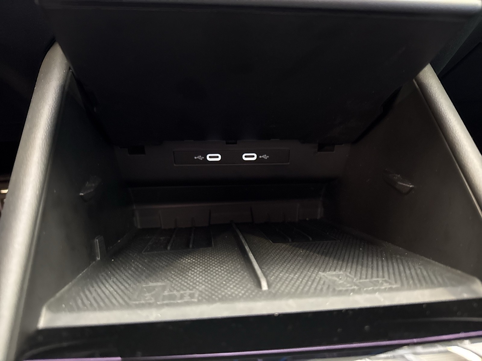 Volkswagen Tiguan 2.0 R-LINE 4MOTION DSG LEDER AHK eSITZE