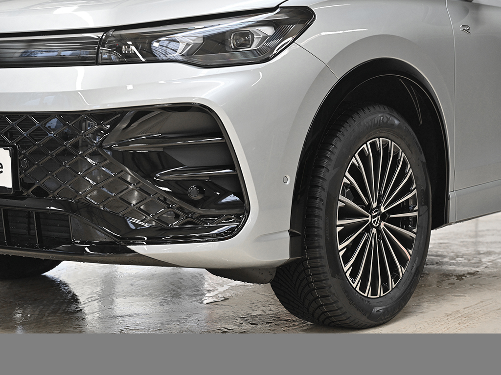 Volkswagen Tiguan 2.0 R-LINE DSG 4X4