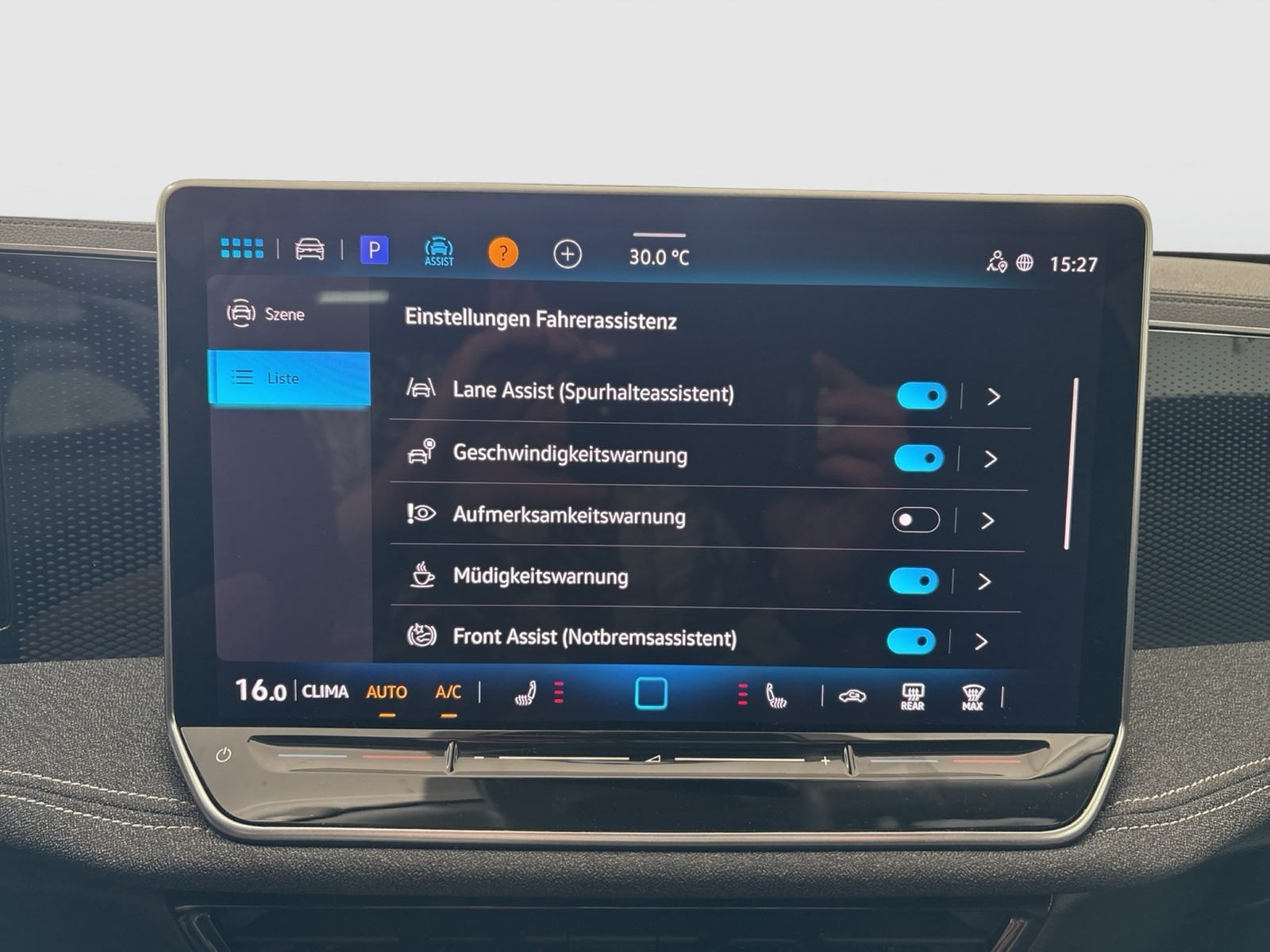 Volkswagen Passat Variant 1.5 eTSI CAM ACC CARPLAY LM17