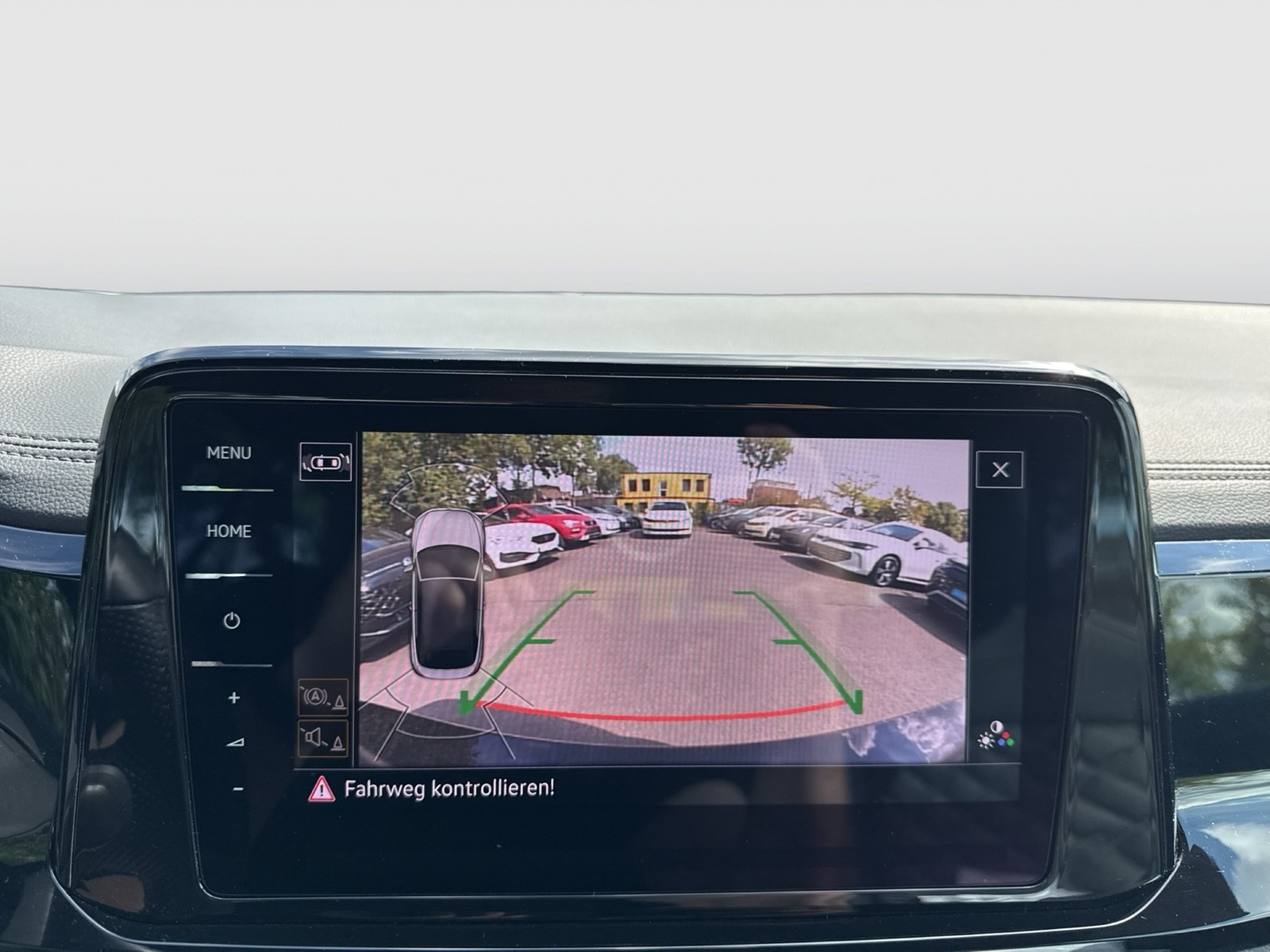 Volkswagen T-Roc Cabrio 1.5 R-LINE LEDER BEATS CAM ALU19