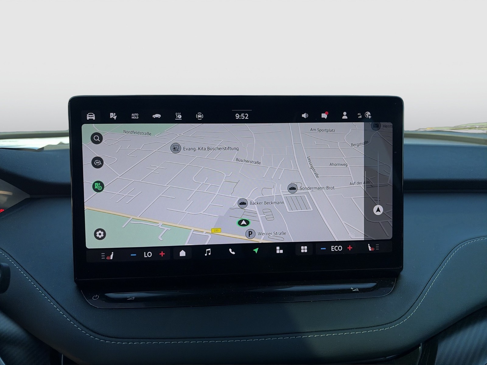 Skoda Enyaq 85 SPORTLINE WÄRMEPUMPE PANO AHK CAM LM20