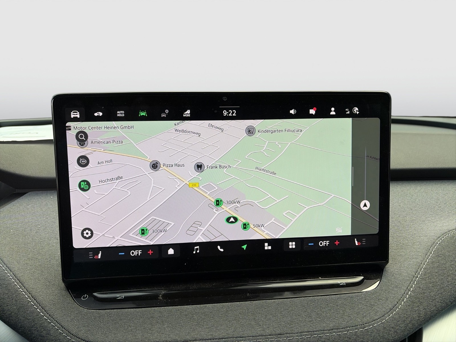 Skoda Enyaq Coupé 85 LOFT WÄRMEPUMPE PANO AHK CAM LM20