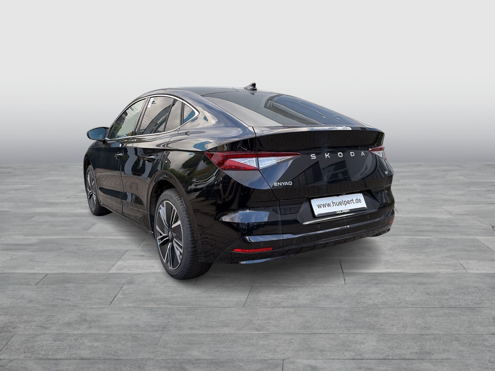 Skoda Enyaq Coupé 85 LOFT WÄRMEPUMPE PANO AHK CAM LM20