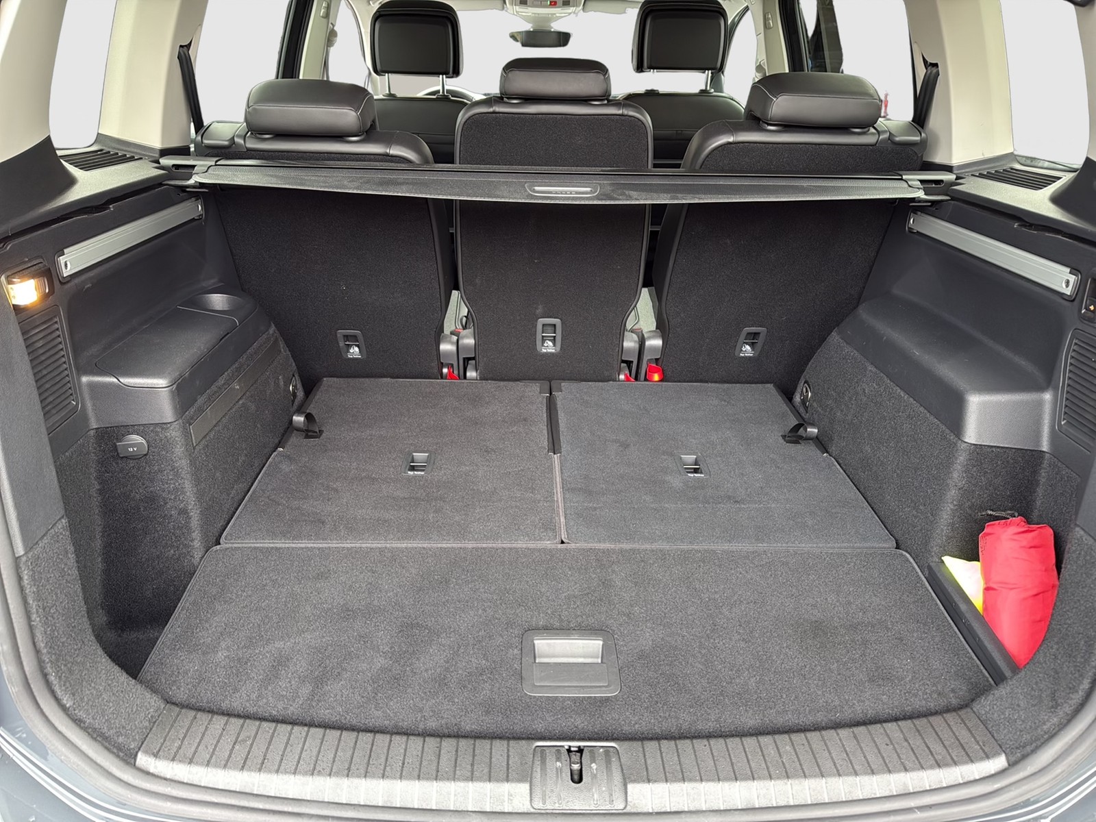 Volkswagen Touran 2.0 GOAL 7SITZE AHK CAM ACC ALU E-KLAPPE