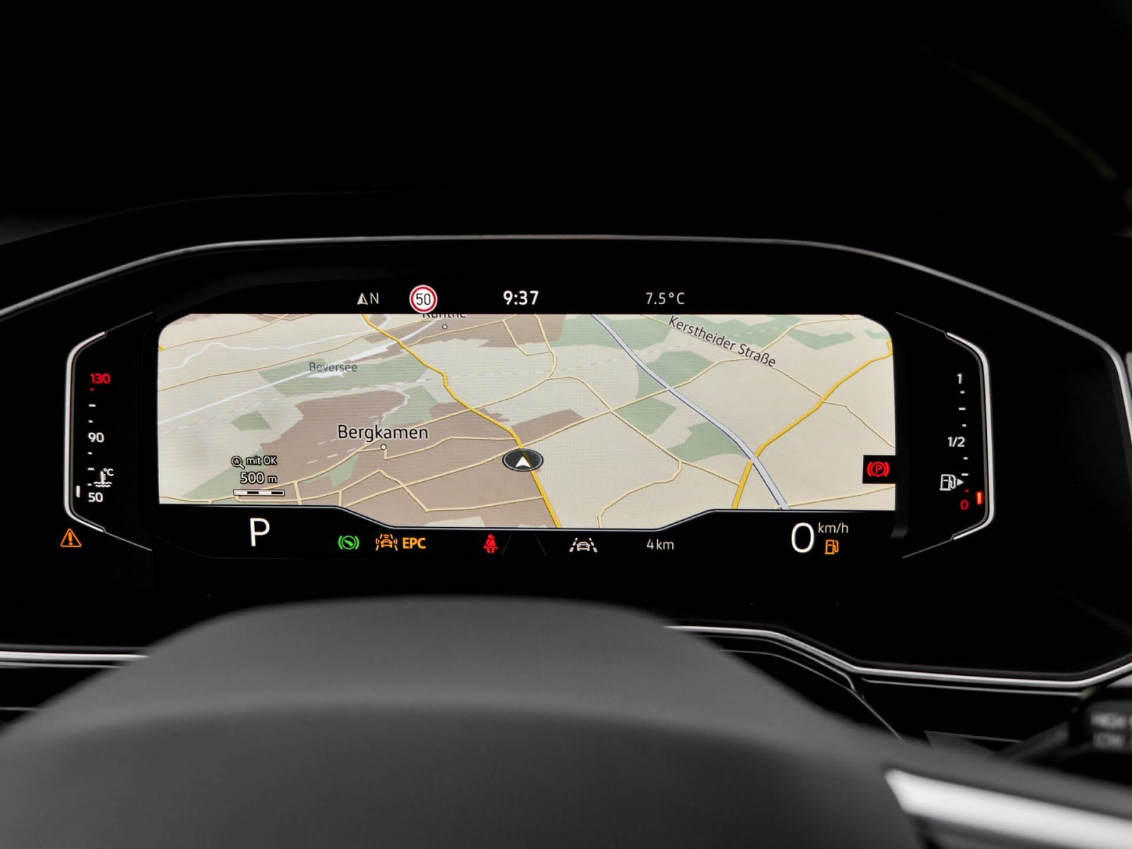 Volkswagen Taigo 1.5 R-LINE DSG BLACKSTYLE CAM AHK PANO