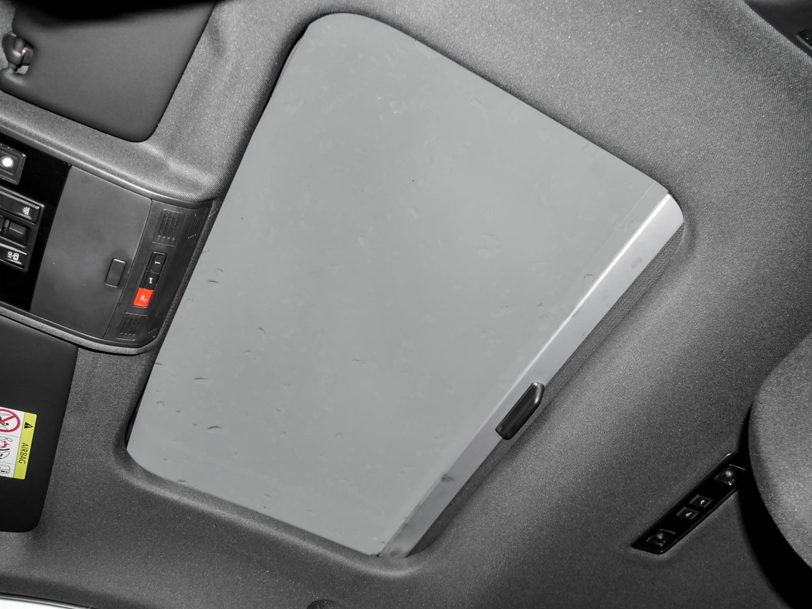 Volkswagen Taigo 1.5 R-LINE DSG BLACKSTYLE CAM AHK PANO