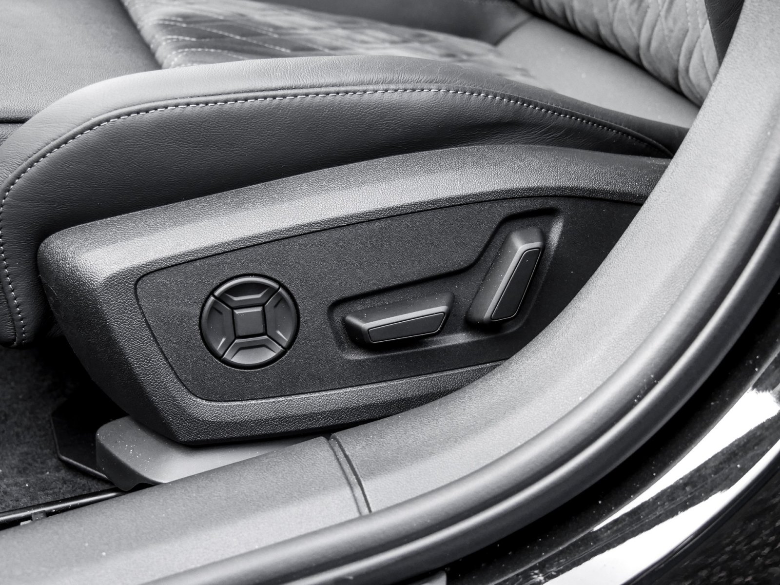 Audi A5 Avant TDI quattro S tronic S Line AHK+B&O+Sonnenschutzverglasung+Standheizung-lüftung