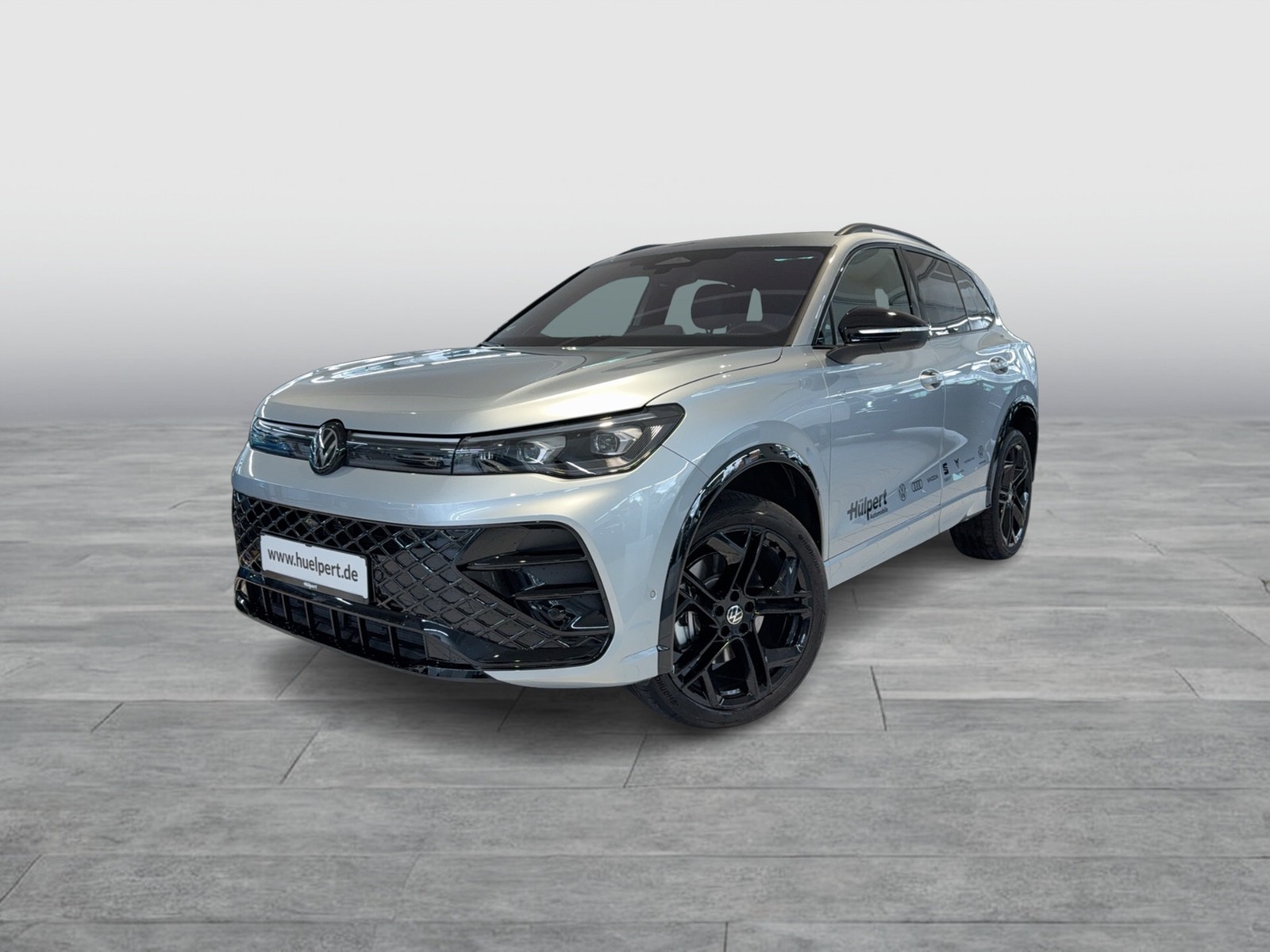 Volkswagen Tiguan 2.0 R-LINE DSG 4X4 BLACKSTYLE LEDER PANO