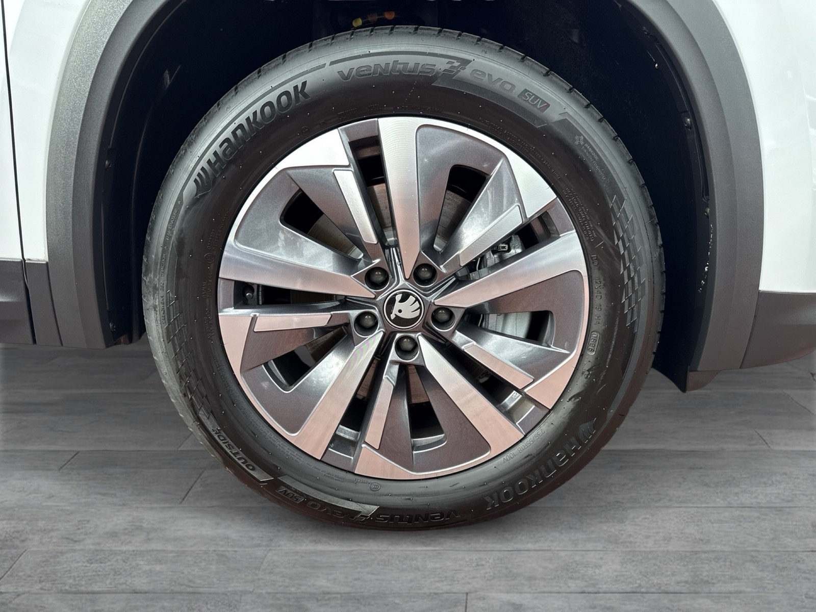 Skoda Kodiaq 1.5 iV SELECTION AHK CAM ACC LM18 NAVI