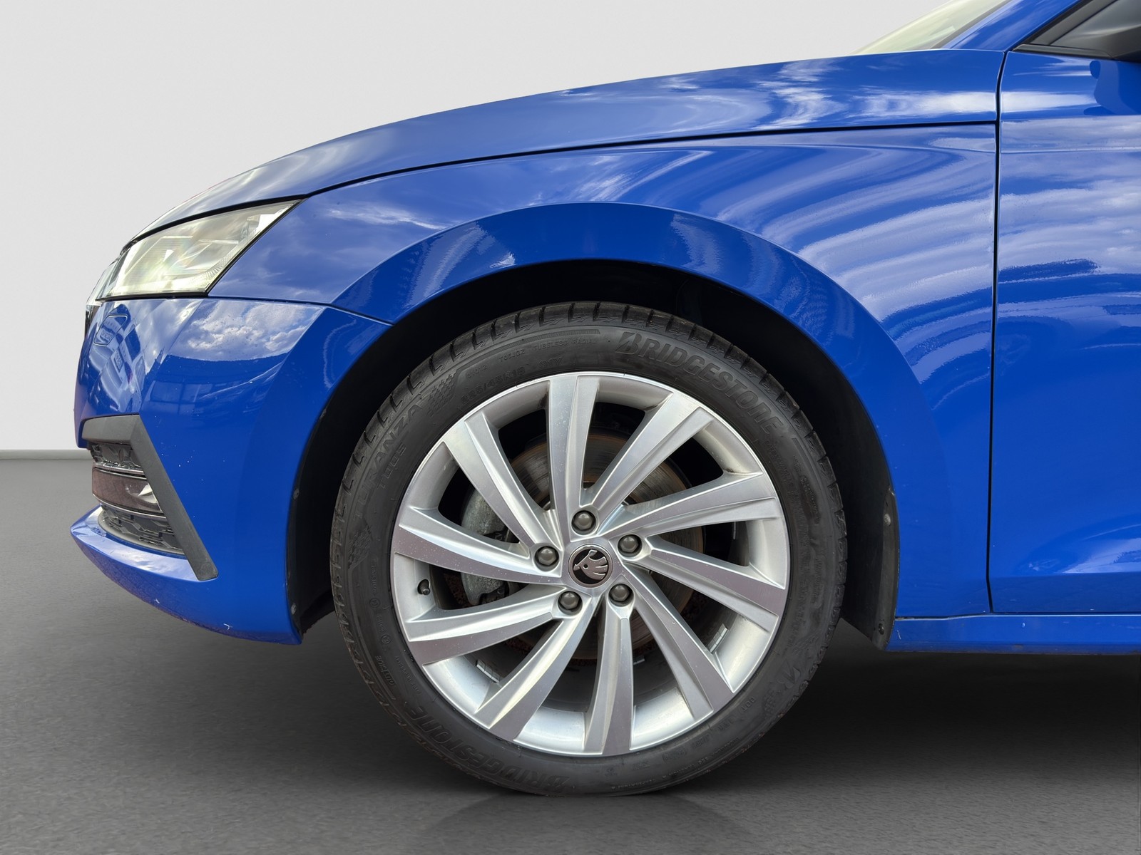 Skoda Octavia Combi 2.0 STYLE LEDER PANO ALU18 eKLAPPE