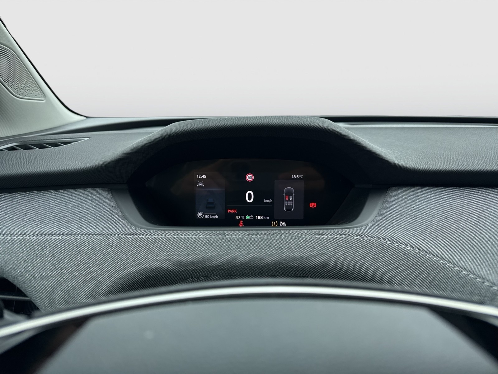 Skoda Enyaq 85 LOFT WÄRMEPUMPE PANO AHK CAM ACC LM20