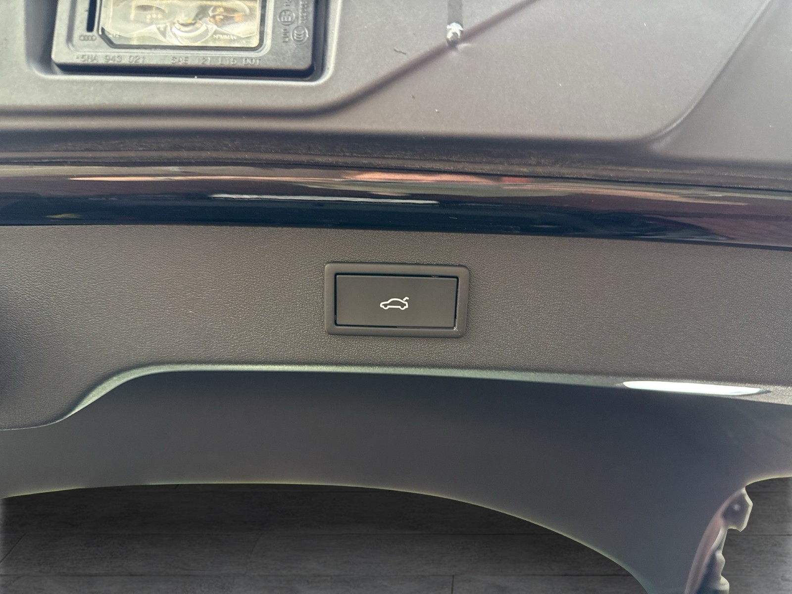 Skoda Enyaq Coupé 85 LOFT WÄRMEPUMPE PANO AHK CAM LM20