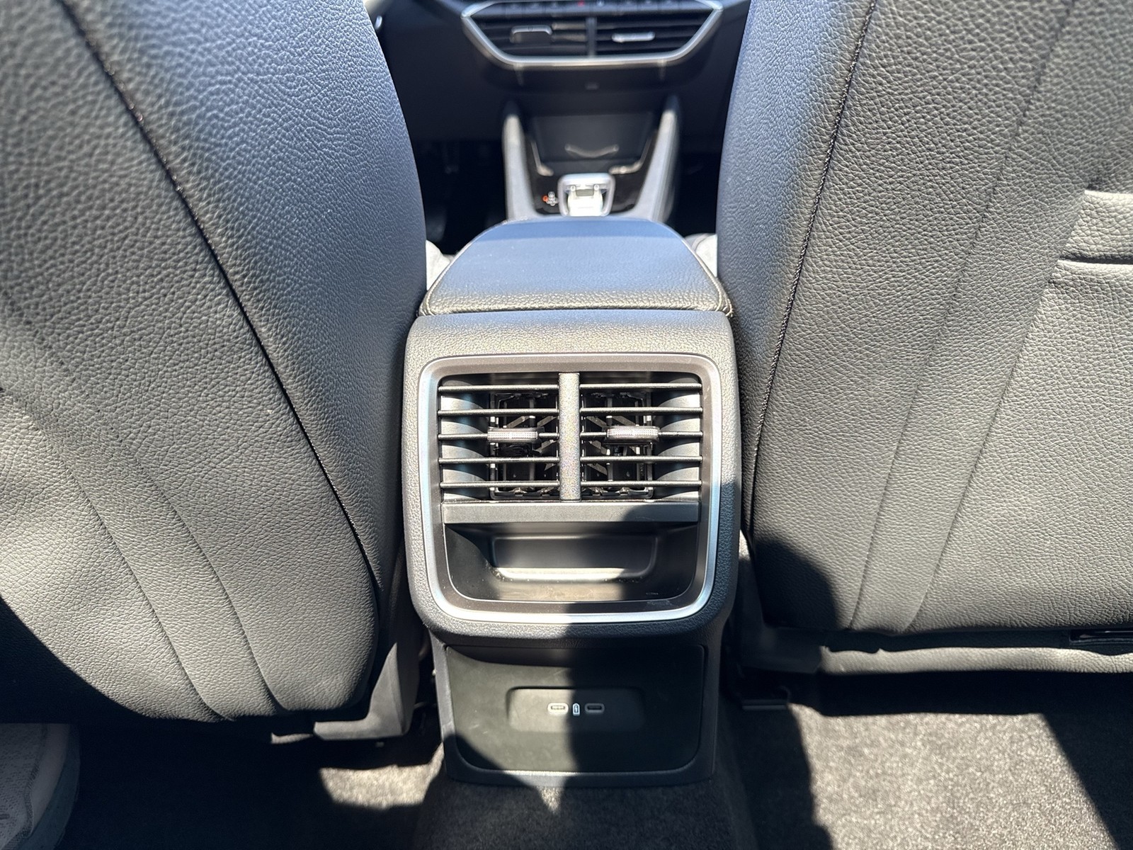 Skoda Octavia Combi 2.0 TOUR PANO STANDHZ. AHK 360°CAM