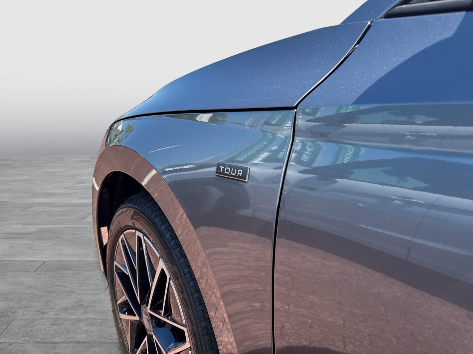 Skoda Octavia Combi 2.0 TOUR PANO STANDHZ. AHK 360°CAM