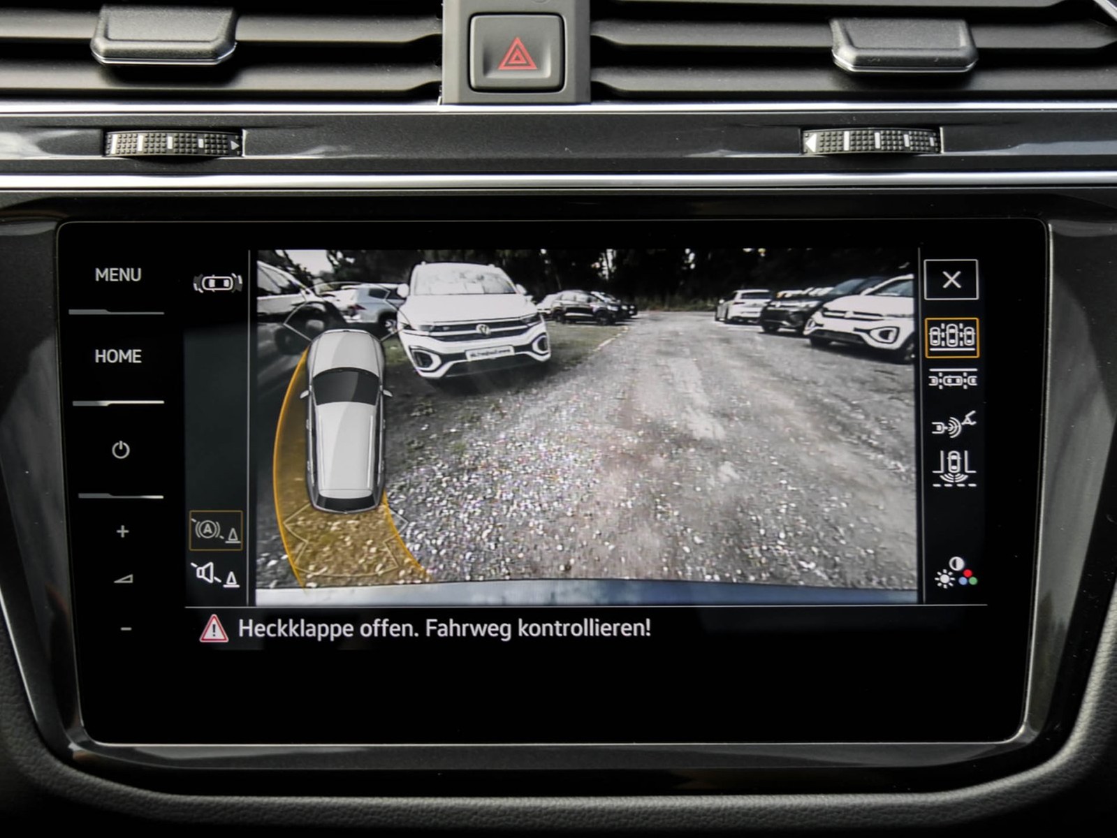 Volkswagen Tiguan 2.0 R-LINE 4X4 STANDHZ. PANO AHK CAM LM19