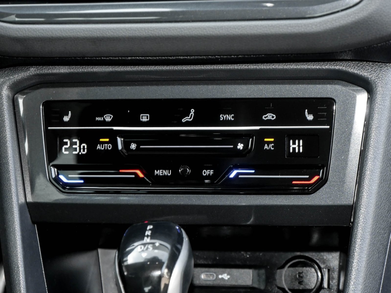 Volkswagen Tiguan 2.0 MOVE 4X4 AHK 360°CAM LM18 EKLAPPE NAVI