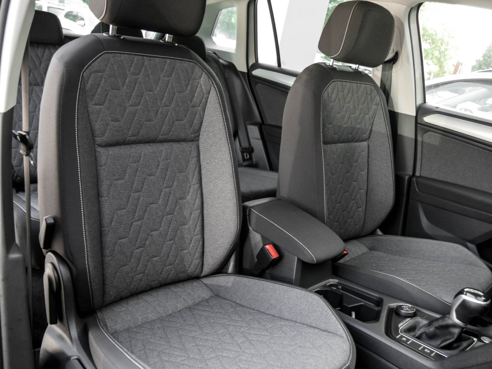 Volkswagen Tiguan 2.0 MOVE 4X4 AHK 360°CAM LM18 EKLAPPE NAVI