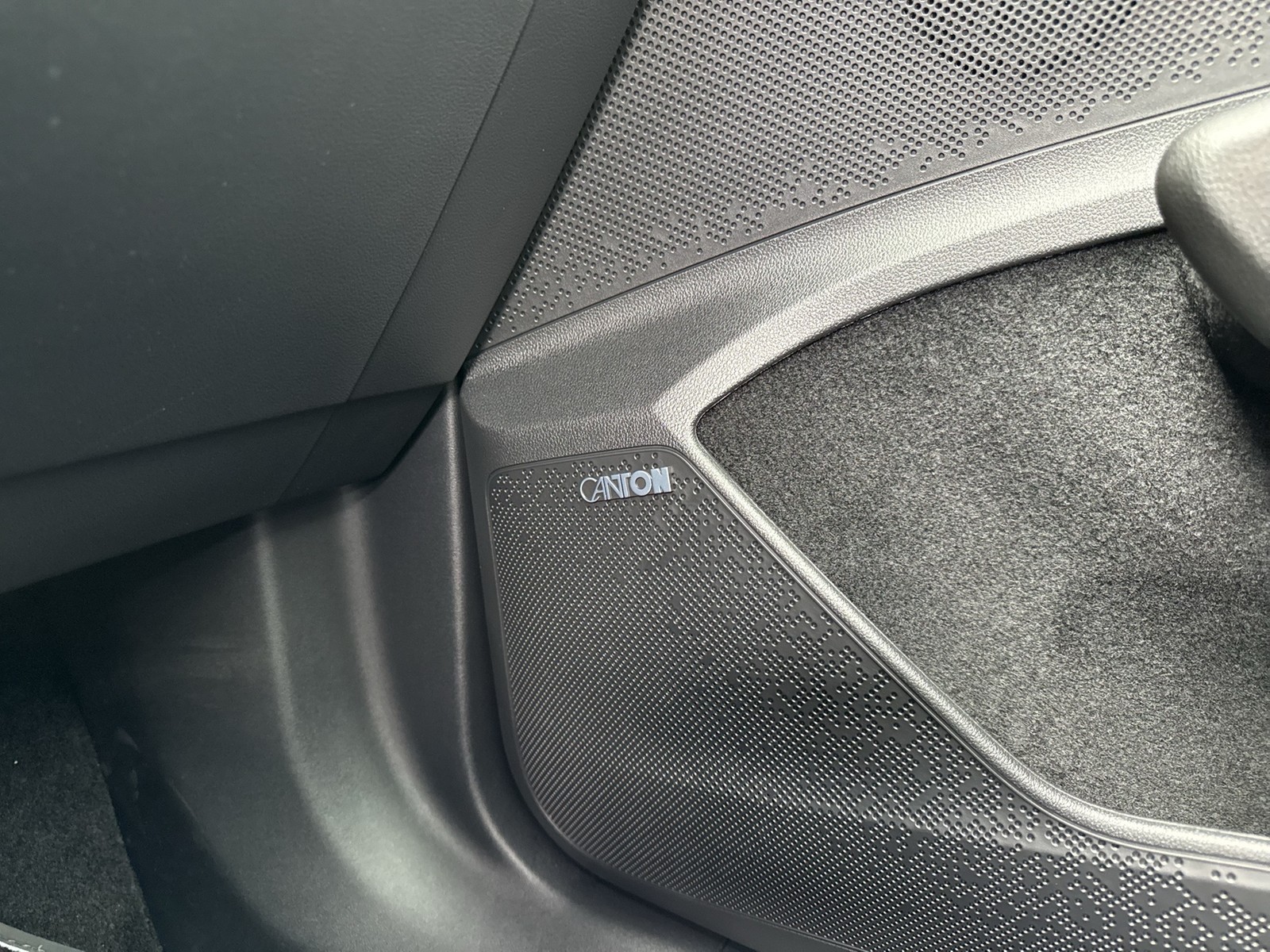 Skoda Enyaq Coupé 85 SPORTLINE WÄRMEPUMPE PANO CANTON