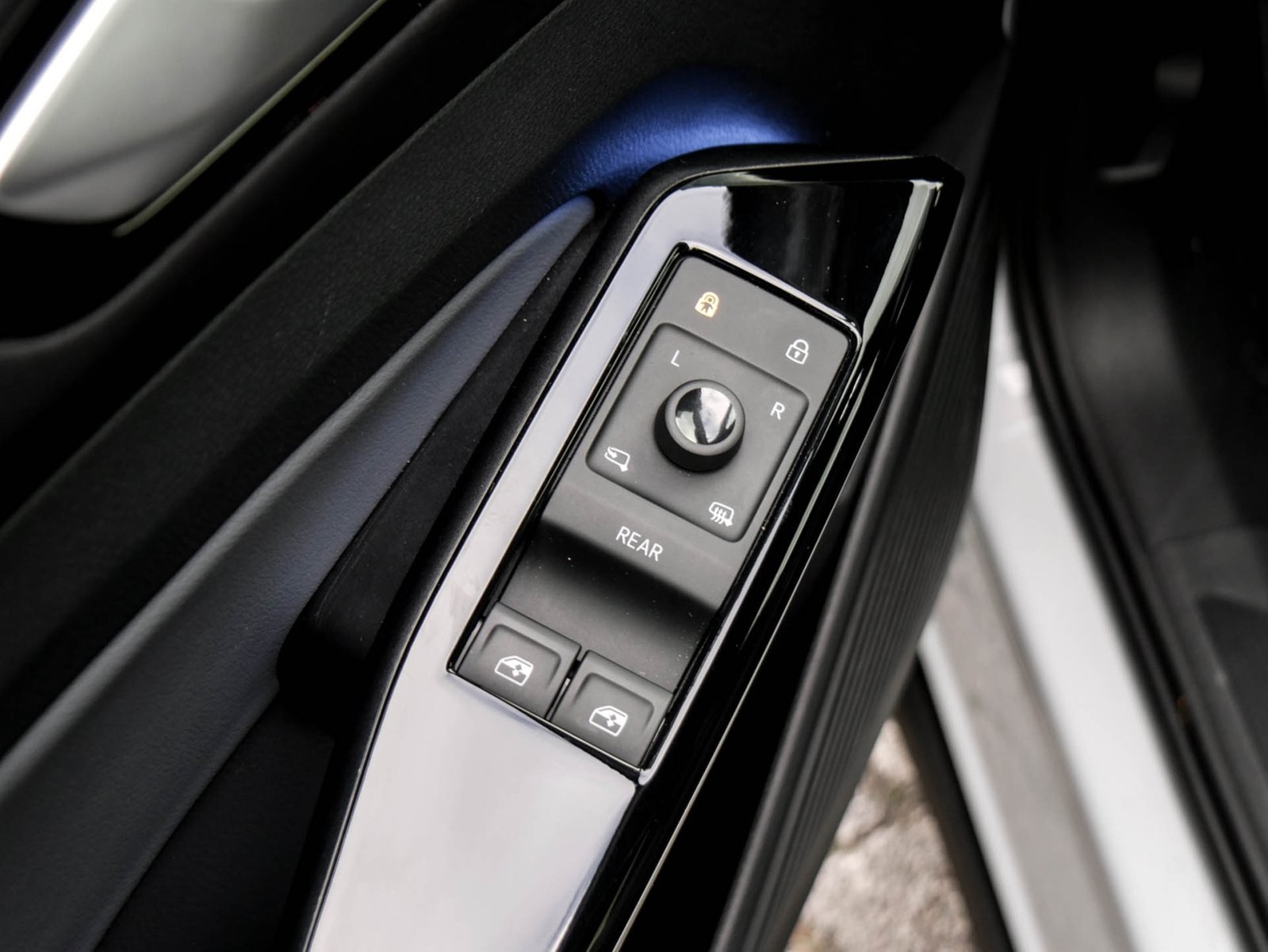 Volkswagen ID.4 Pure Performance ACC NAVI SITZHEIZUNG