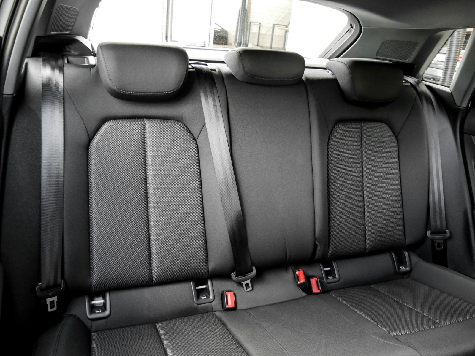 Audi A3 Sportback 30 NAVI+ ALU LED SITZHEIZUNG DAB+