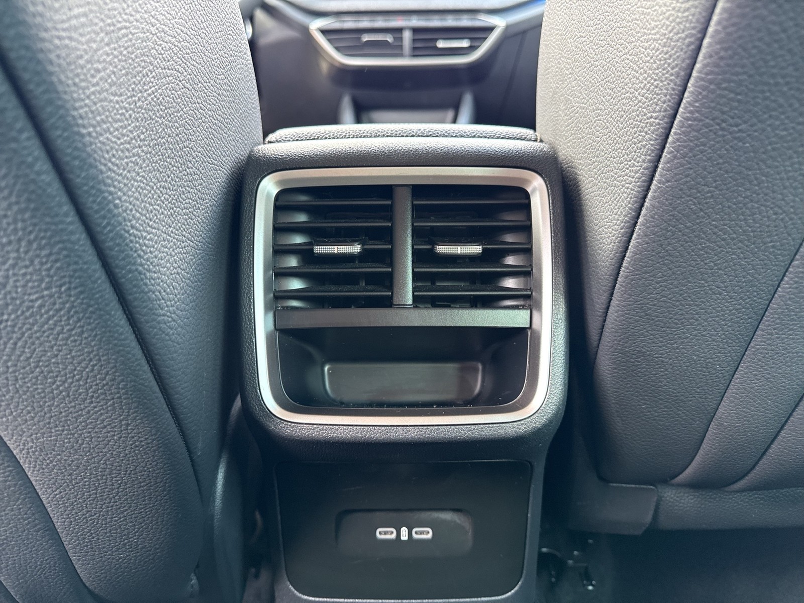 Skoda Octavia Combi 1.5 e-TEC SELECTION CAM ACC MATRIX