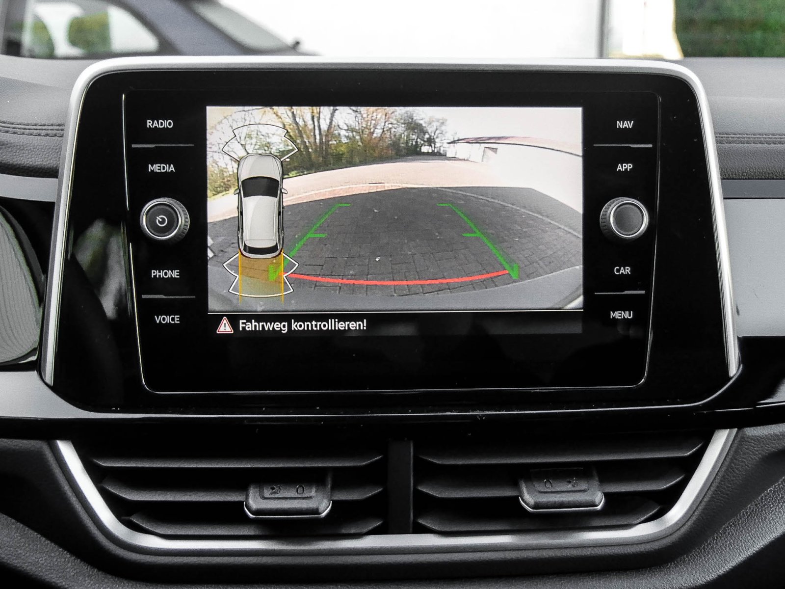Volkswagen T-Roc 2.0 R-LINE AHK CAM ACC LM17 NAVI SITZHEIZ.