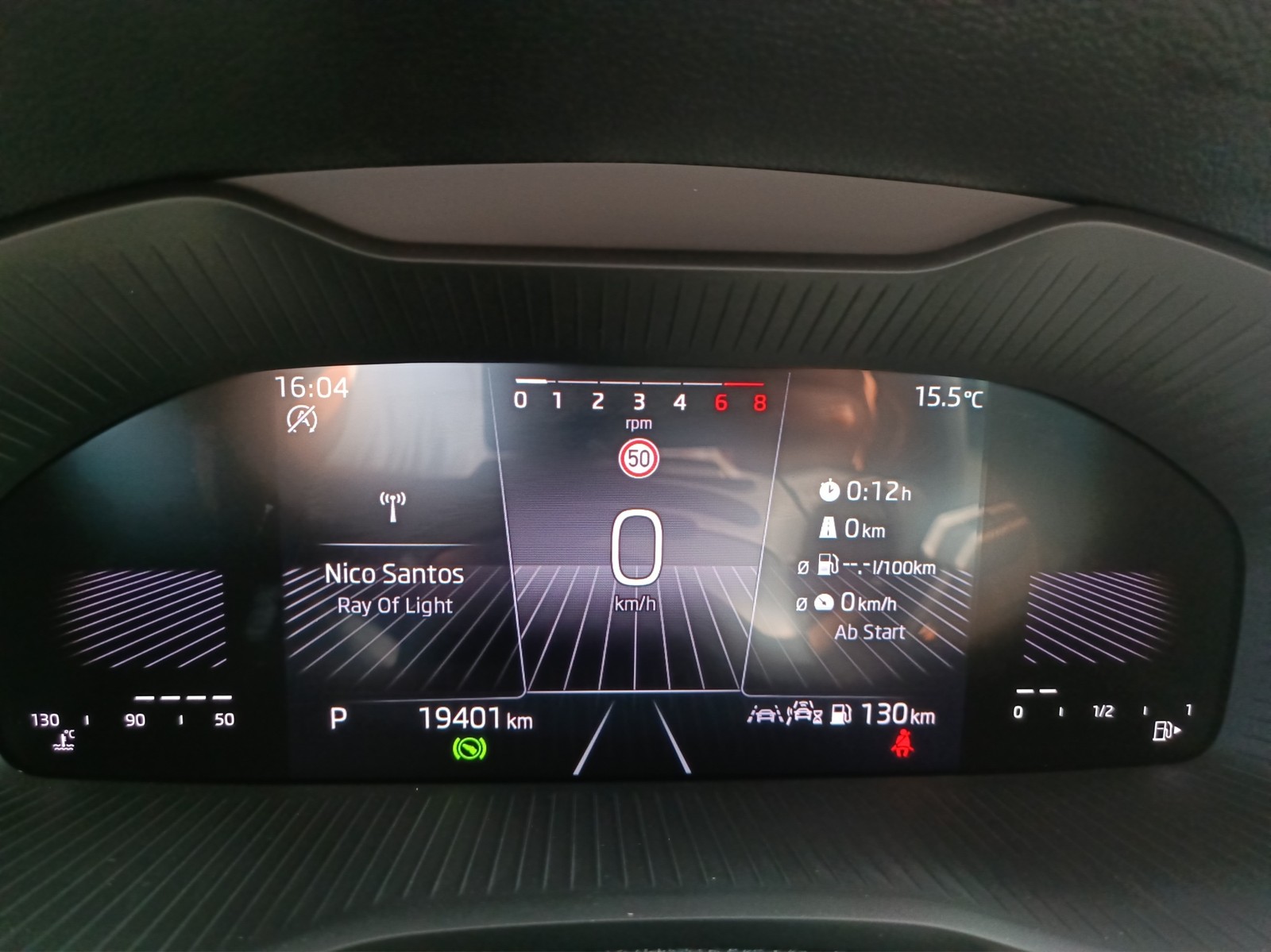 Skoda Karoq 1.5 SELECTION CAM LM17 NAVI SITZHEIZUNG