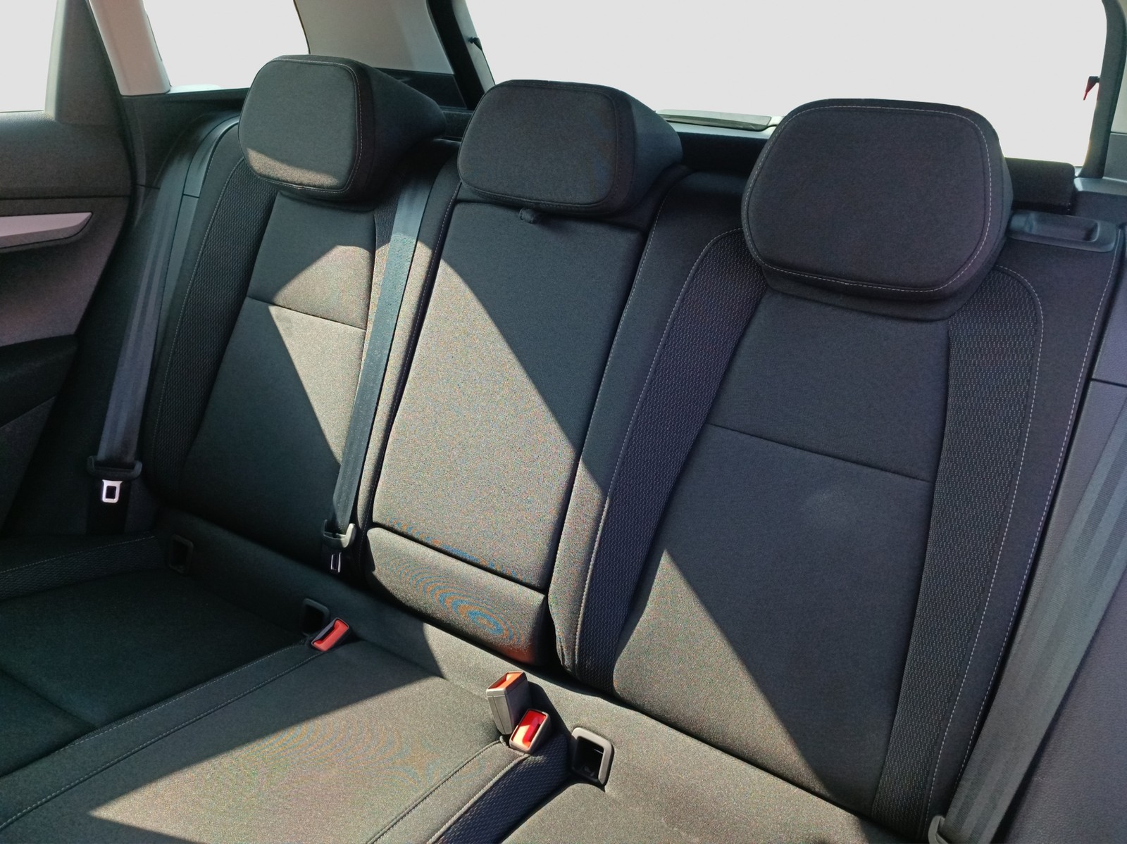 Skoda Karoq 1.5 SELECTION CAM LM17 NAVI SITZHEIZUNG