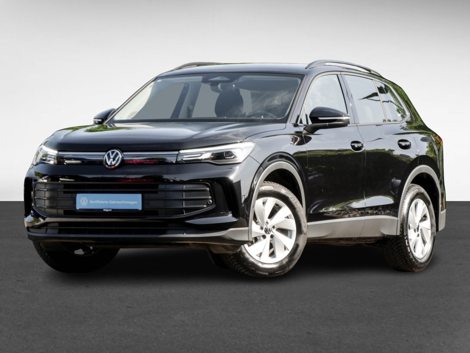 Volkswagen Tiguan 1.5 eTSI NEUES MODELL AHK CAM NAVI SITZHZ