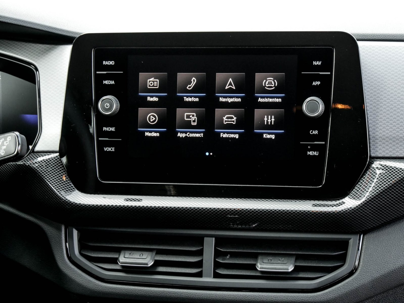 Volkswagen T-Cross 1.5 LIFE CAM ACC ALU LED CARPLAY SITZHZ.