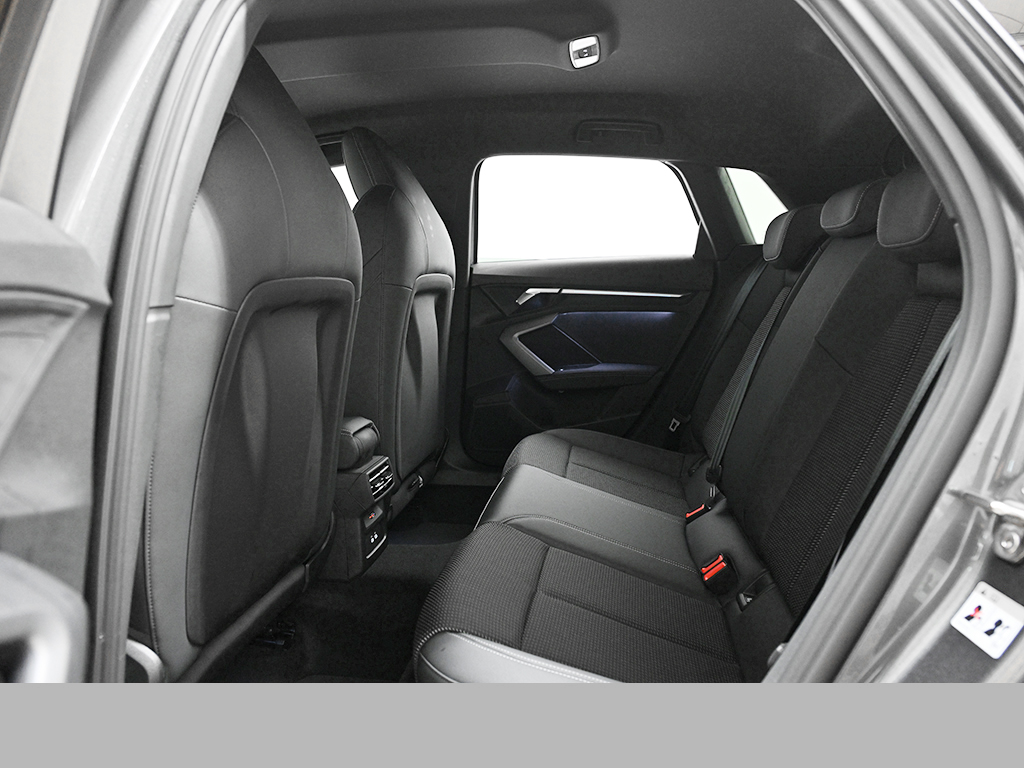 Audi A3 Sportback TFSI S tronic S Line - Business BUSINESSPAKET+Sonnenschutzverglasung +Komfortpaket