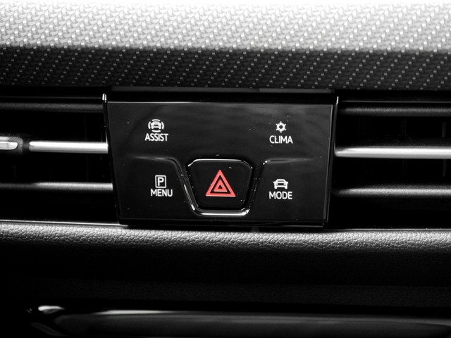 Volkswagen Golf Variant VIII 2.0 R-LINE CAM ACC LM18 MATRIX