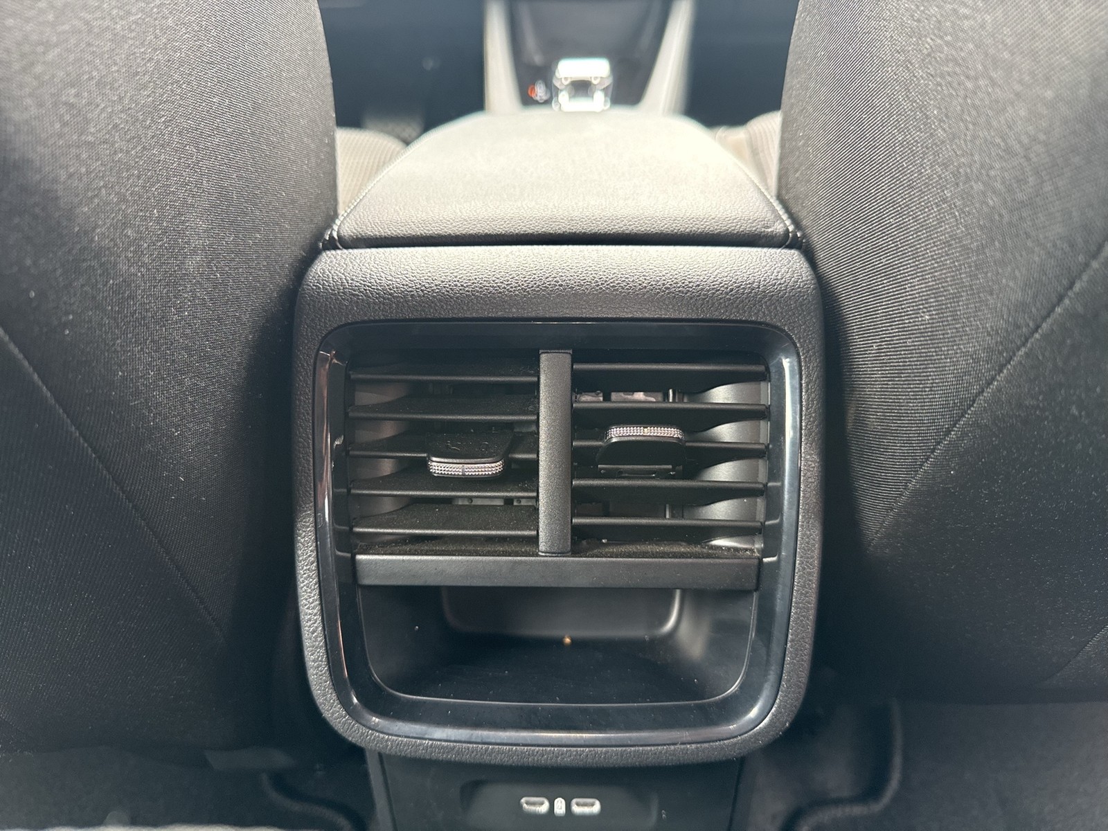 Skoda Octavia Combi 2.0 ACC NAVI ALU CARPLAY LED