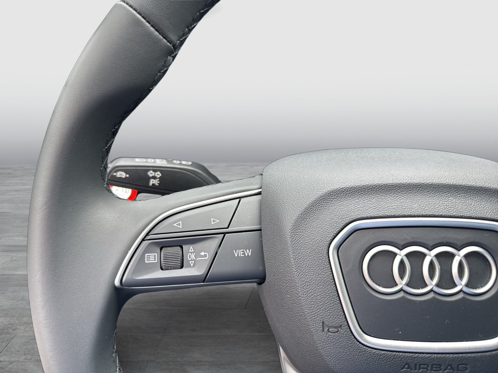 Audi Q3 40 quattro advanced AHK ACC LM19 EKLAPPE NAVI+