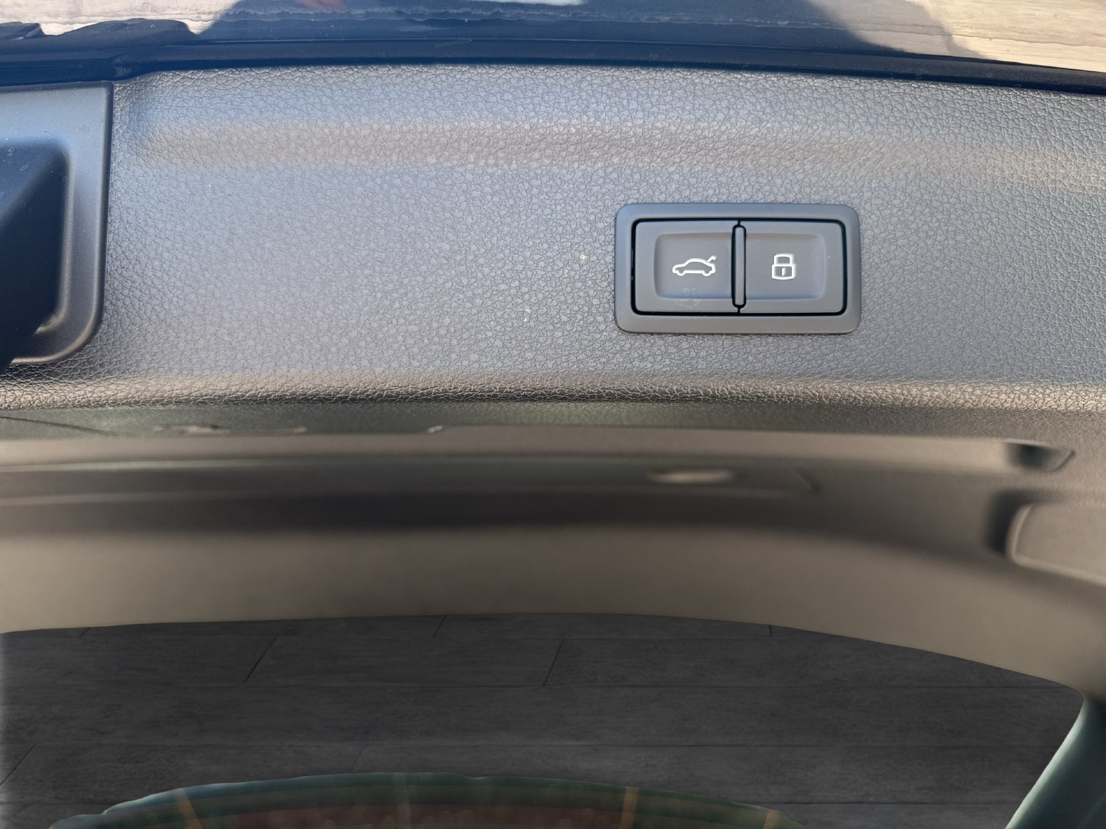 Audi Q3 40 quattro advanced AHK ACC LM19 EKLAPPE NAVI+