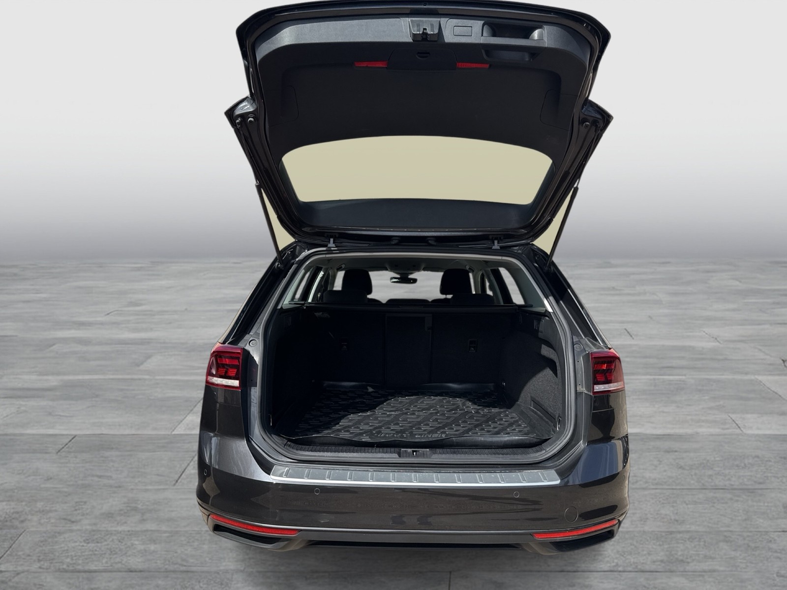 Volkswagen Passat Variant 1.5 NAVI ALU SITZHEIZUNG LED