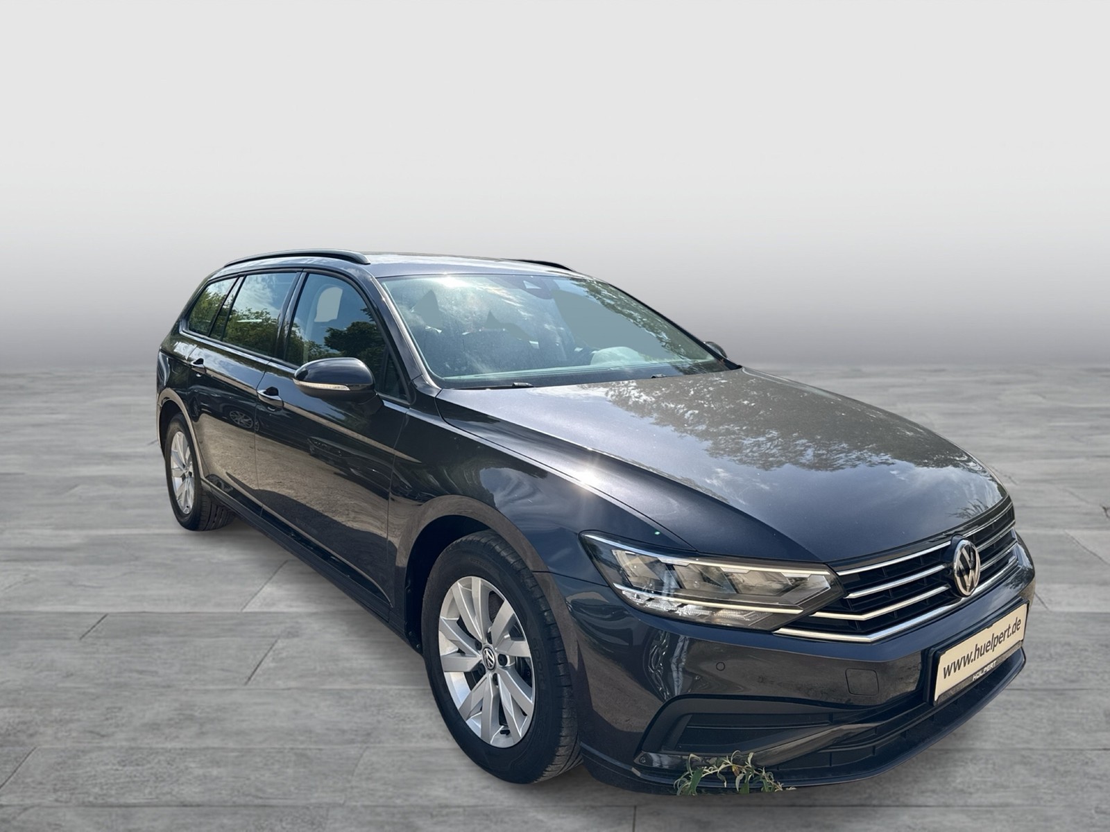 Volkswagen Passat Variant 1.5 NAVI ALU SITZHEIZUNG LED