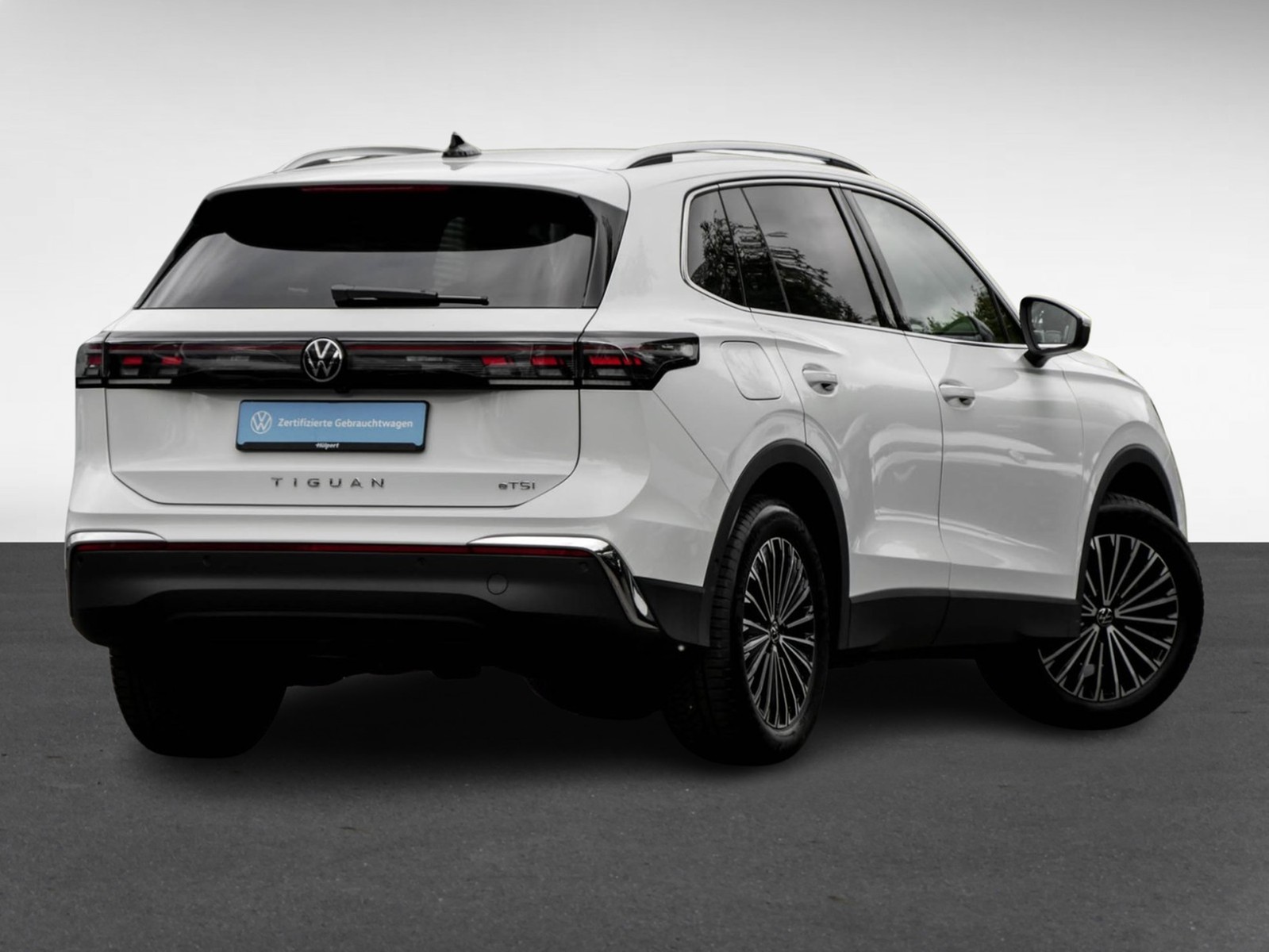 Volkswagen Tiguan 1.5 eTSI ELEGANCE NEUES MODELL AHK 360CAM