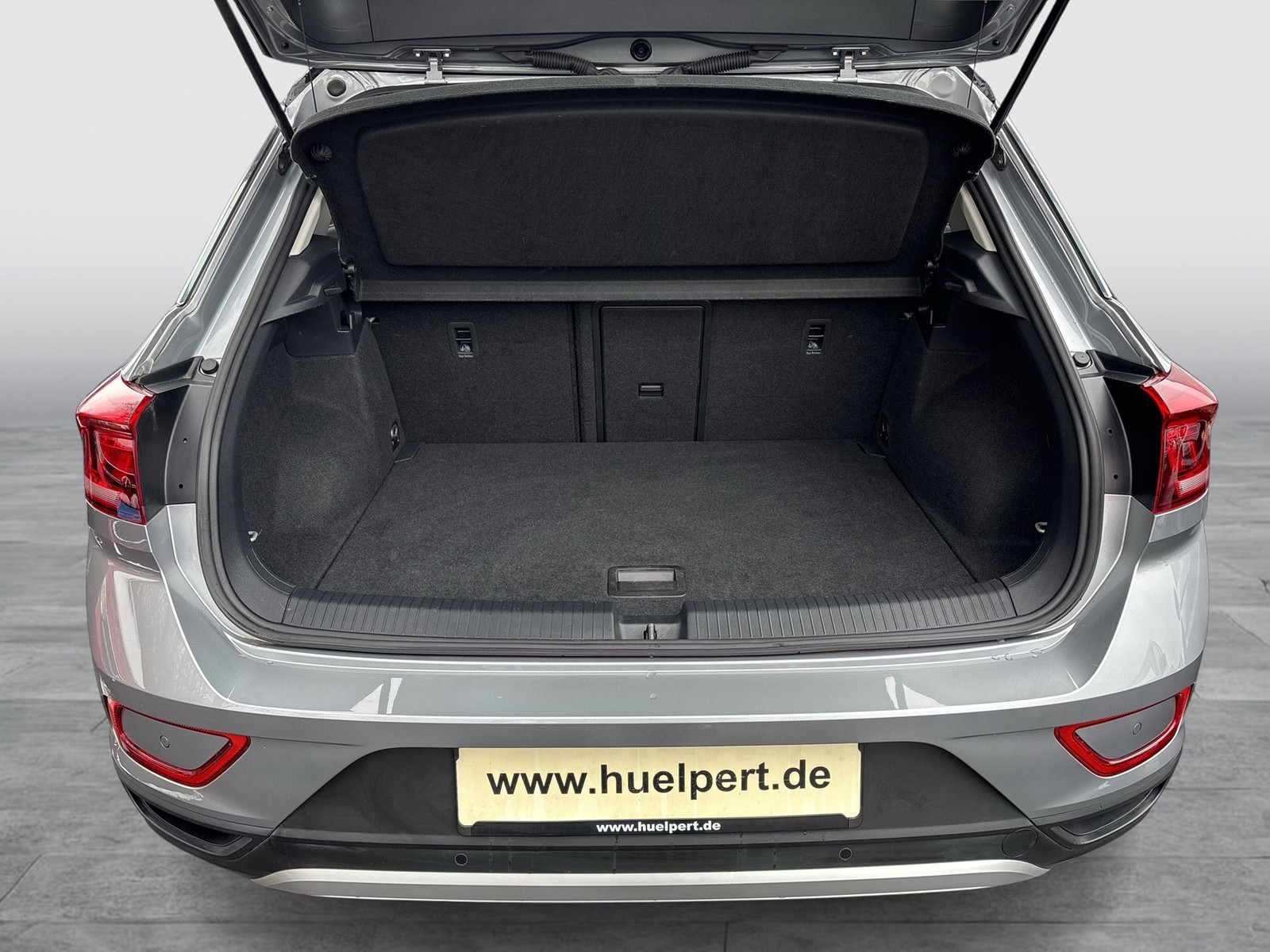 Volkswagen T-Roc 1.5 LIFE KAMERA ACC ALU18 NAVI SITZH.